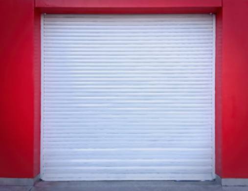 Hvorfor er udskiftning af garageportpanel vigtigt for hjemmets sikkerhed og tryghed?
