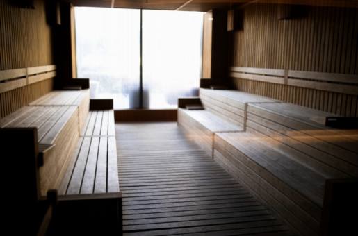 Opgrader dit hjem med en gør-det-selv indendørs sauna